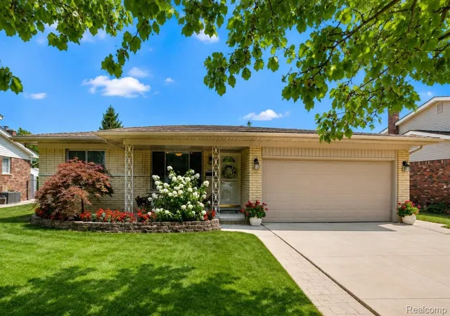 Photo 2 of Single family home for sale at 2730 Rhodes Dr, Troy, MI 48083 | MLS# 20261061941 | Listing updated on 2026-09-12