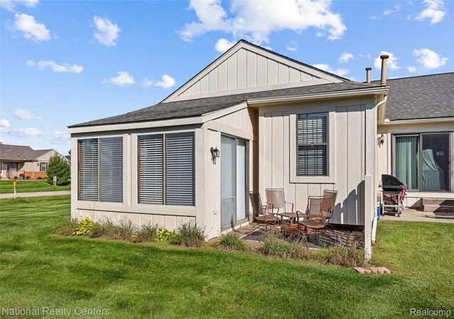 Listing Photo 1 - Condo for sale in building located at 12440 Cambridge Blvd, South Lyon, MI 48178 - Unit #4