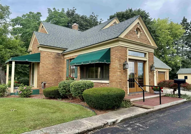 Photo 1 of Single family home for sale at 717 E Saginaw St, Breckenridge, MI 48615 | MLS# 79080072034 | Listing updated on 2026-09-11