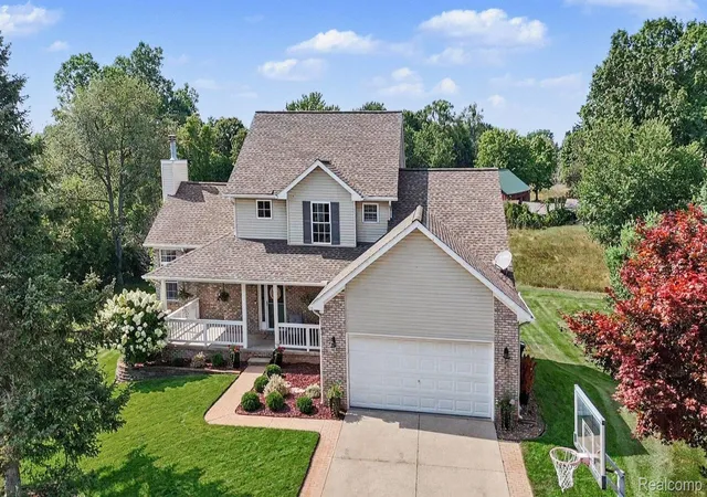 Photo 1 of Single family home for sale at 1134 Brookside Ct, Oxford, MI 48371 | MLS# 20261062203 | Listing updated on 2026-09-06