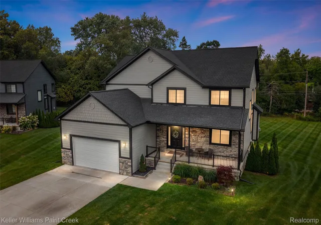 Photo 1 of Single family home for sale at 307 Kendry, Bloomfield Hills, MI 48302 | MLS# 20261062470 | Listing updated on 2026-09-11