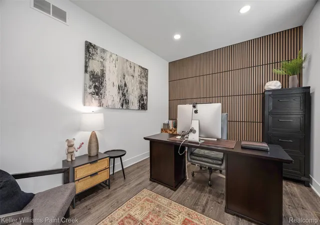 Photo 2 of Single family home for sale at 307 Kendry, Bloomfield Hills, MI 48302 | MLS# 20261062470 | Listing updated on 2026-09-11