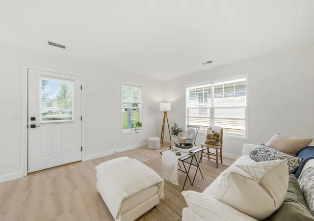 Photo 2 of Single family home for sale at 1088 Weathervane Pl, Traverse City, MI 49696 | MLS# 78080072101 | Listing updated on 2026-09-11