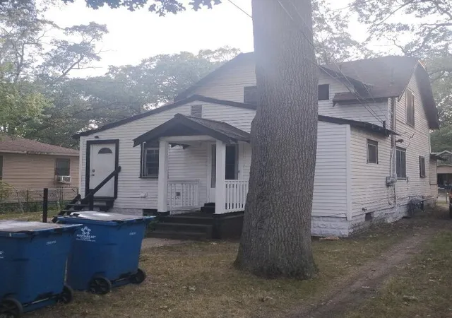 Photo 2 of Multi family home for sale at 2920 8th Street, Muskegon, MI 49444 | MLS# 62026041527 | Listing updated on 2026-09-11