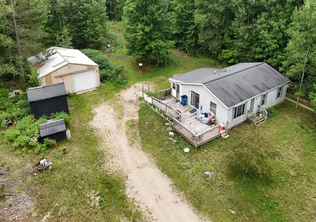 Photo 1 of Single family home for sale at 14441 Woods Trl, Thompsonville, MI 49683 | MLS# 78080072158 | Listing updated on 2026-10-09