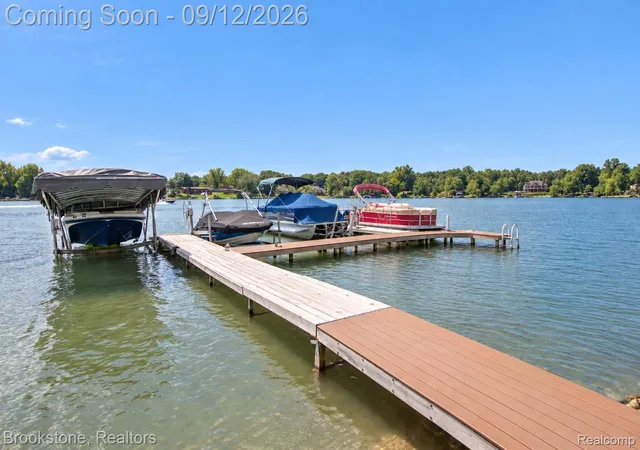 Photo 4 of Single family home for sale at 7210 Scenic Ridge, Clarkston, MI 48346 | MLS# 20261063239 | Listing updated on 2026-09-13