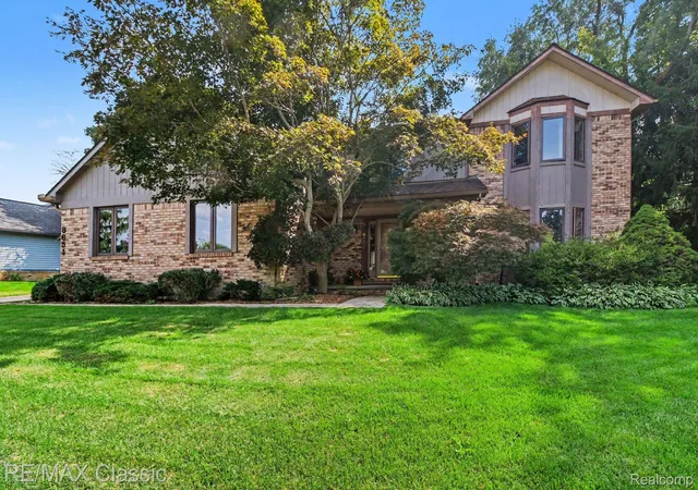 Photo 1 of Single family home for sale at 8651 Brazos Ct, White Lake, MI 48386 | MLS# 20261063479 | Listing updated on 2026-09-13