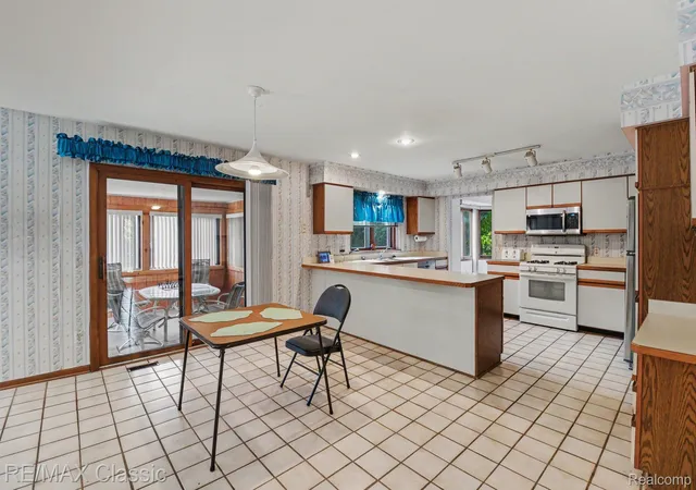 Photo 3 of Single family home for sale at 8651 Brazos Ct, White Lake, MI 48386 | MLS# 20261063479 | Listing updated on 2026-09-13