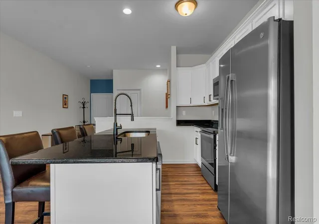Photo 2 of Condo for sale at 831 Plum Village Dr, Monroe, MI 48161 | MLS# 20261063565 | Listing updated on 2026-09-09