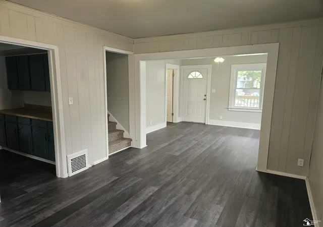 Photo 4 of Single family home for sale at 223 Jerome St, Monroe, MI 48161 | MLS# 57050218147 | Listing updated on 2026-09-09