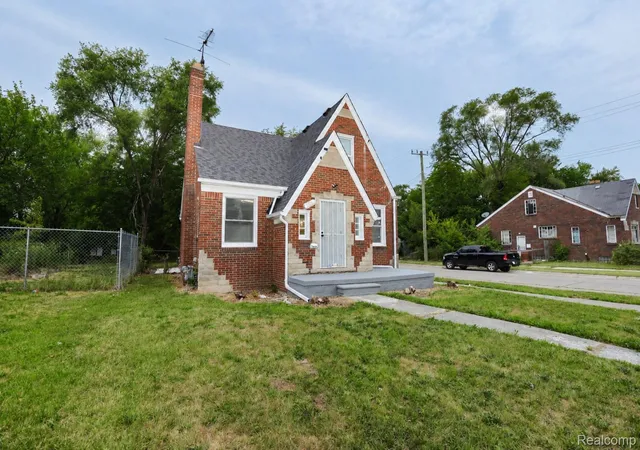 Photo 29 of Single family home for sale at 9817 Somerset Ave, Detroit, MI 48224 | MLS# 20261063623 | Listing updated on 2026-09-11