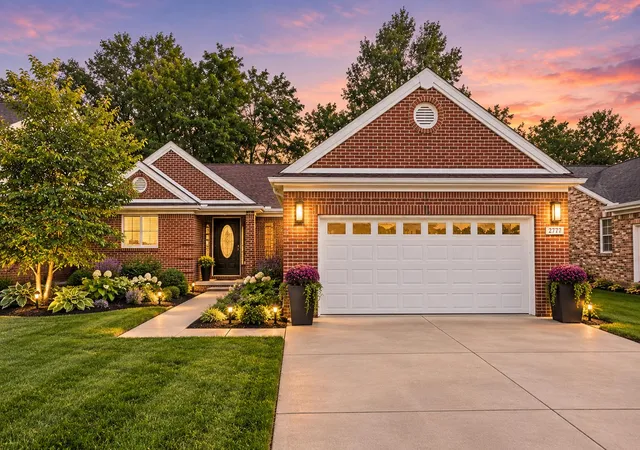 Photo 1 of Single family home for sale at 37454 Eagle Dr, Livonia, MI 48150 | MLS# 81026042022 | Listing updated on 2026-09-20
