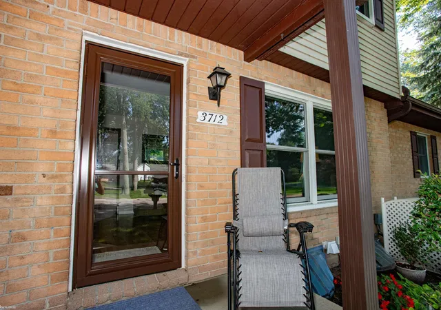 Photo 3 of Condo for sale at 3712 Ramblewood Dr, Port Huron, MI 48060 | MLS# 58050218193 | Listing updated on 2026-09-09