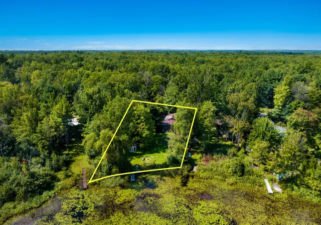 Photo 4 of Single family home for sale at 2591 Tonawanda Rd, Grawn, MI 49637 | MLS# 65026042101 | Listing updated on 2026-09-02