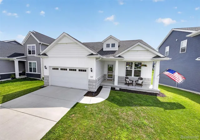 Photo 1 of Single family home for sale at 2169 Dabate Dr, Marion Township Livingston, MI 48843 | MLS# 20261063899 | Listing updated on 2026-10-11