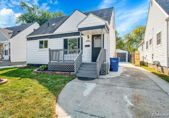 Photo 3 of Single family home for sale at 24409 Bolam Ave, Warren, MI 48089 | MLS# 20261064209 | Listing updated on 2026-09-03
