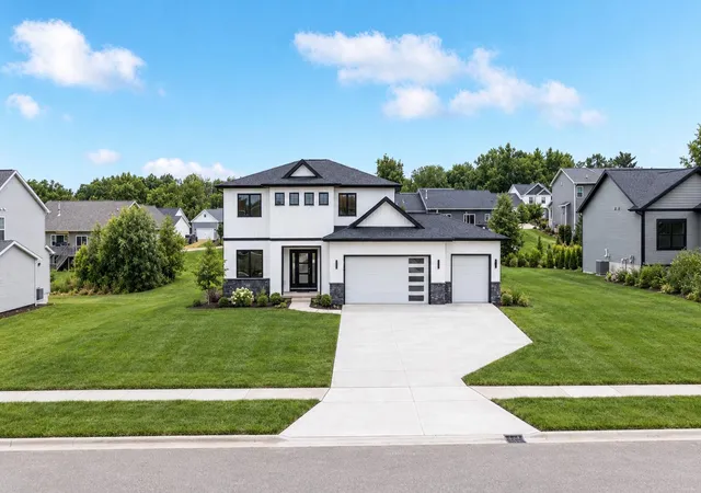 Single family home for sale at 1839 Stratford Ln NW, Grand Rapids, MI 49534 | MLS# 65026042394