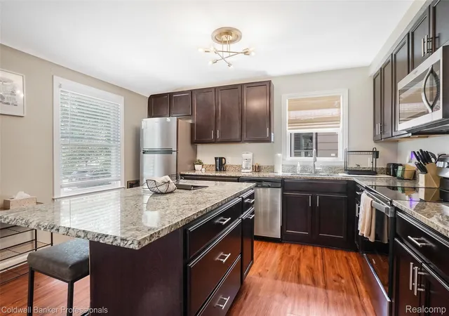 Photo 4 of Single family home for sale at 1760 E Hazelhurst St, Ferndale, MI 48220 | MLS# 20261064350 | Listing updated on 2026-10-11