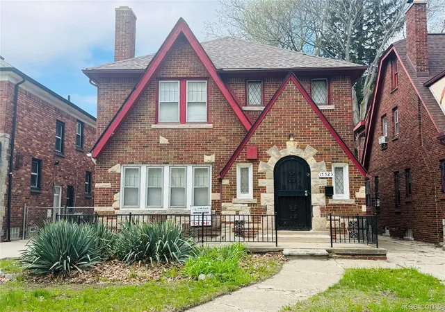 Photo 2 of Single family home for sale at 17523 Santa Barbara Dr, Detroit, MI 48221 | MLS# 20261064409 | Listing updated on 2026-10-04