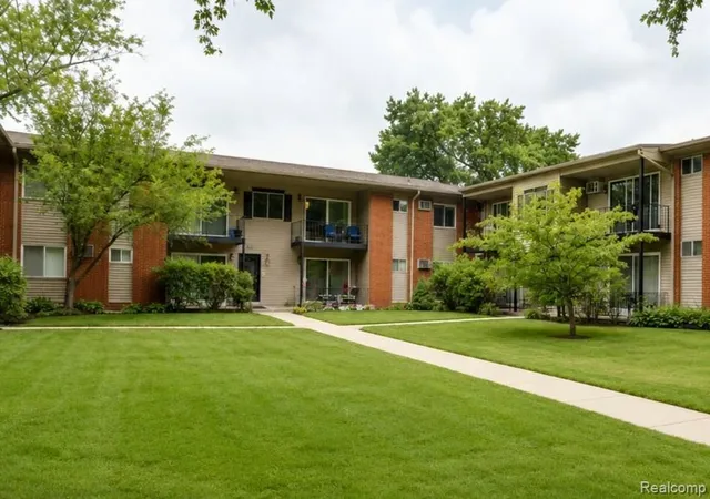 Photo 1 of Condo for sale at 4009 Benjamin Ave, Royal Oak, MI 48073 | MLS# 20261064643 | Listing updated on 2026-09-15