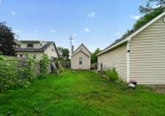 Photo 1 of Single family home for sale at 637 Leonard St NE, Grand Rapids, MI 49503 | MLS# 65026042752 | Listing updated on 2026-09-03