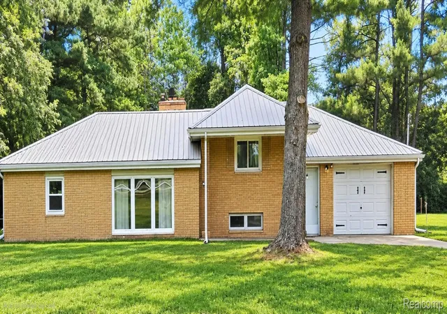 Photo 1 of Single family home for sale at 9384 Birch Run Rd, Millington, MI 48746 | MLS# 20261064754 | Listing updated on 2026-09-12