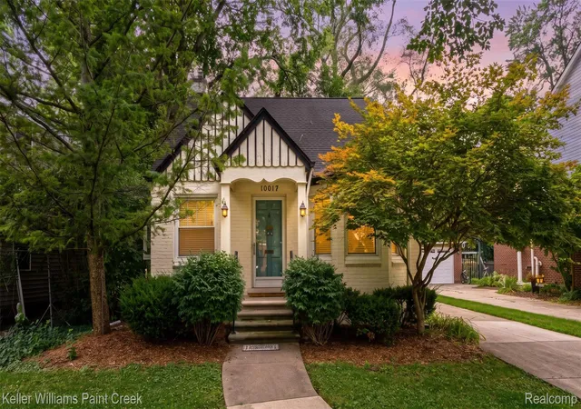 Photo 1 of Single family home for sale at 10017 Hart Ave, Huntington Woods, MI 48070 | MLS# 20261064905 | Listing updated on 2026-10-18