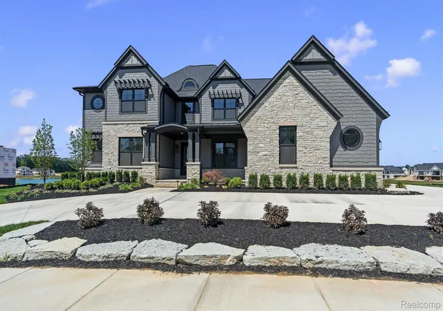 Photo 2 of Single family home for sale at 2519 Crystal Lake Dr, Commerce Township, MI 48382 | MLS# 20261065107 | Listing updated on 2026-09-12