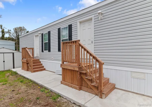 Single family home for sale at 11055 Silver View Ct, South Lyon, MI 48178 | MLS# 20261065186