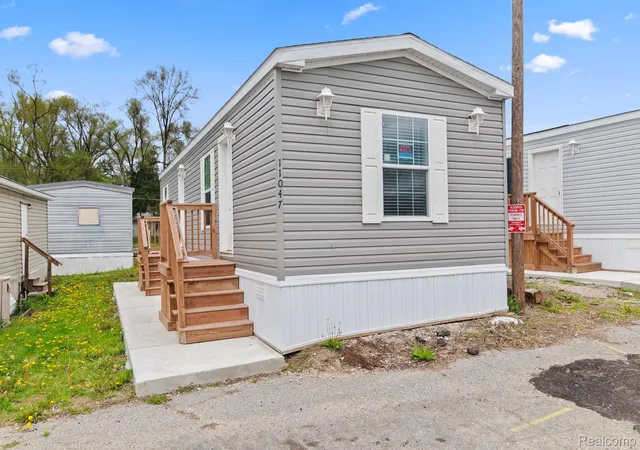 Single family home for sale at 11047 Silver View Ct, South Lyon, MI 48178 | MLS# 20261065187