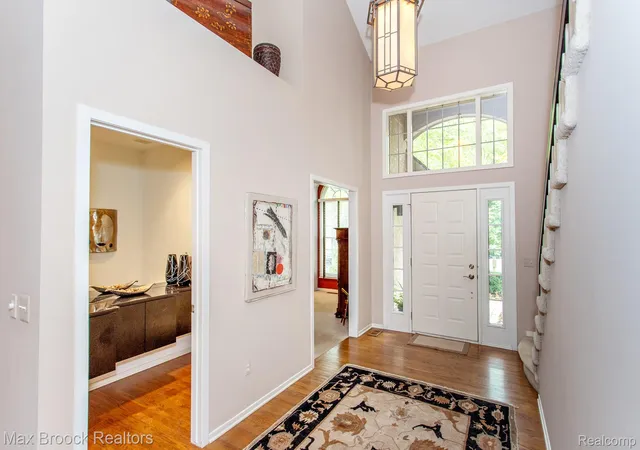Photo 4 of Single family home for sale at 4741 Woodbine Cir, West Bloomfield, MI 48323 | MLS# 20261065435 | Listing updated on 2026-09-13