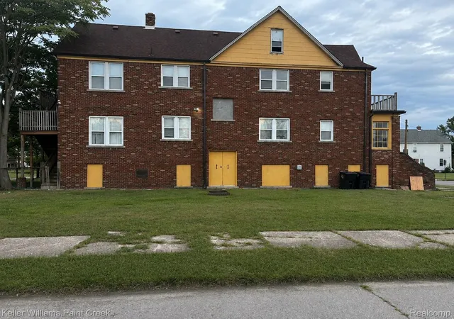 Photo 13 of Multi family home for sale at 3238 Mcclellan St, Detroit, MI 48214 | MLS# 20261065466 | Listing updated on 2026-09-15