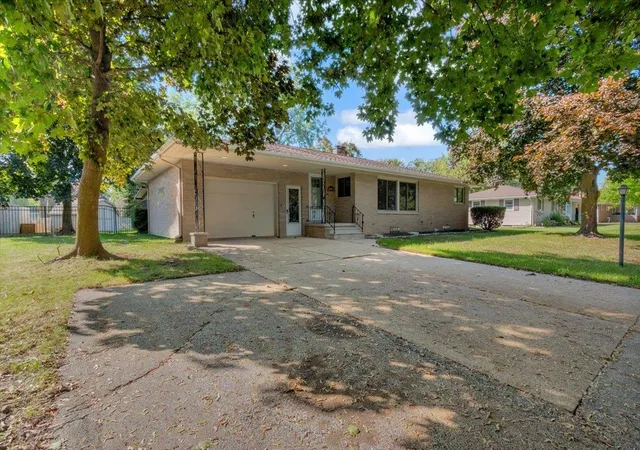 Photo 1 of Sale Pending at 5434 Christena Rd, Bay City, MI 48706 | MLS# 5050218869 | Listing updated on 2026-10-12