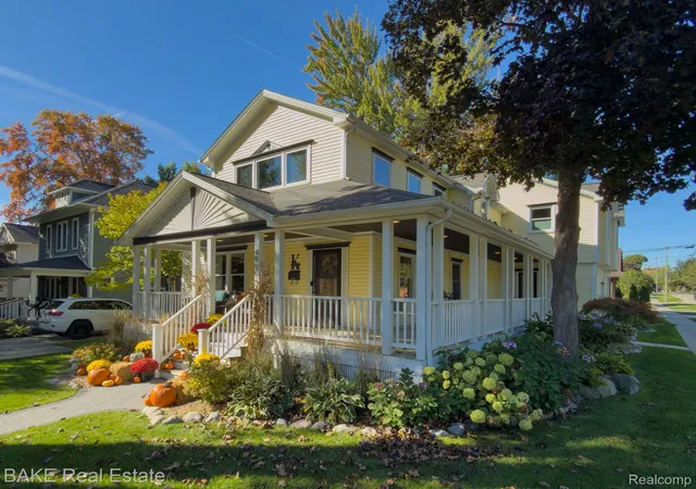 Photo 2 of Single family home for sale at 499 N Evergreen St, Plymouth, MI 48170 | MLS# 20261065666 | Listing updated on 2026-10-14