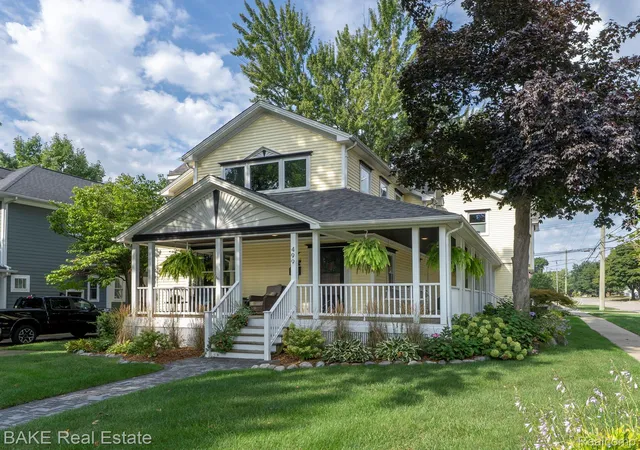 Photo 3 of Single family home for sale at 499 N Evergreen St, Plymouth, MI 48170 | MLS# 20261065666 | Listing updated on 2026-09-16