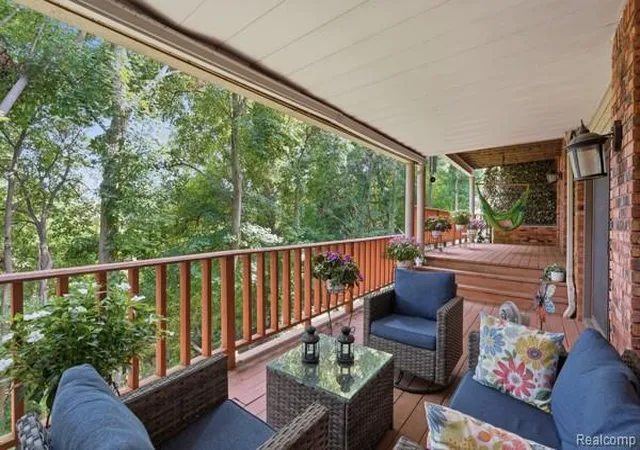 Photo 1 of Condo for sale at 1086 York St, Plymouth, MI 48170 | MLS# 20261065885 | Listing updated on 2026-09-12