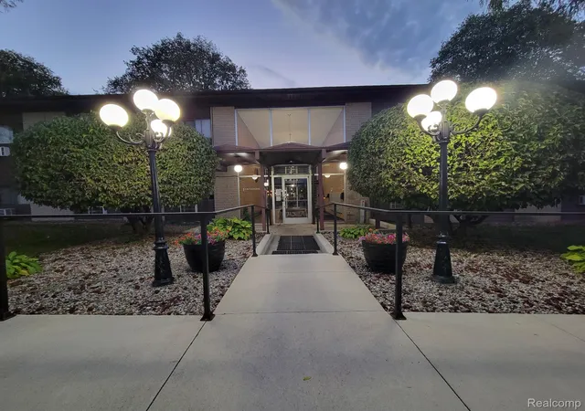 Photo 1 of Condo for sale at 995 N Cass Lake Rd #128, Waterford, MI 48328 | MLS# 20261065995 | Listing updated on 2026-10-29