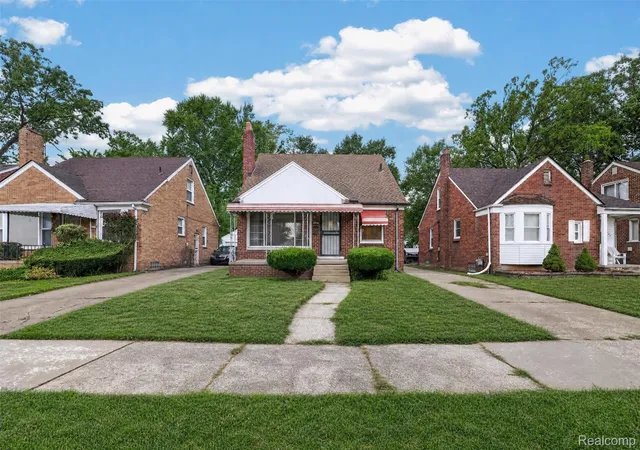 Photo 2 of Single family home for sale at 19461 Coyle St, Detroit, MI 48235 | MLS# 20261066043 | Listing updated on 2026-09-15