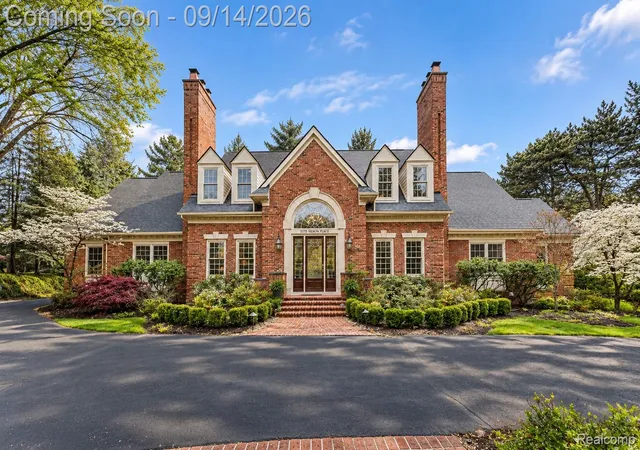 Photo 1 of Mansion for sale at 2972 Heron Pl, Bloomfield Hills, MI 48302 | MLS# 20261066164 | Listing updated on 2026-09-14