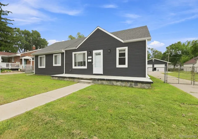 Photo 1 of Single family home for sale at 25511 Dartmouth St, Dearborn Heights, MI 48125 | MLS# 20261066346 | Listing updated on 2026-10-13
