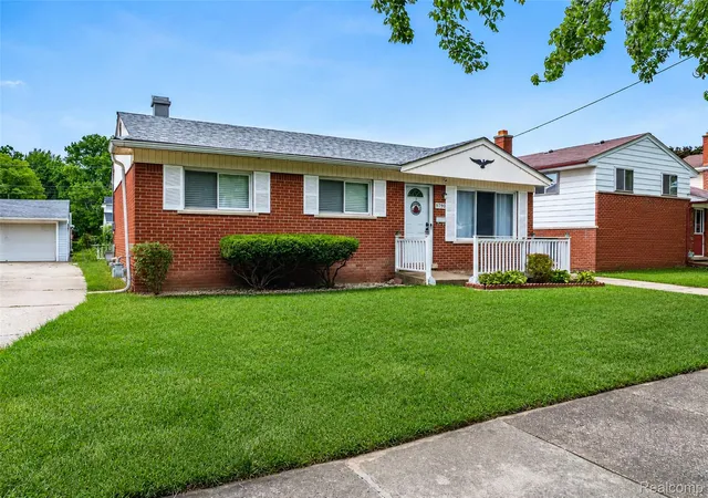 Photo 4 of Single family home for sale at 9790 William St, Taylor, MI 48180 | MLS# 20261066353 | Listing updated on 2026-09-12