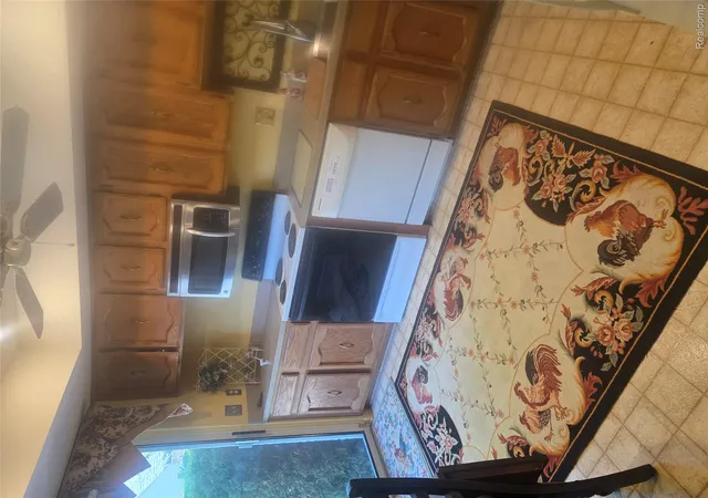 Listing Photo 4 - Condo for sale in building located at 42108 E Edward Dr, Clinton Township, MI 48038