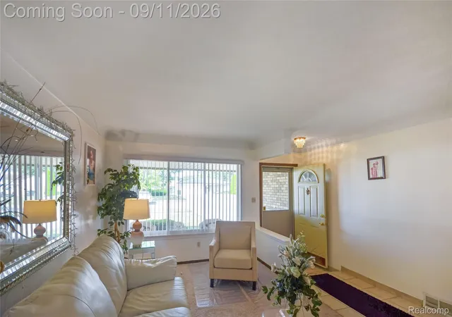 Photo 3 of Single family home for sale at 34440 Amsterdam Dr, Sterling Heights, MI 48312 | MLS# 20261066626 | Listing updated on 2026-09-11