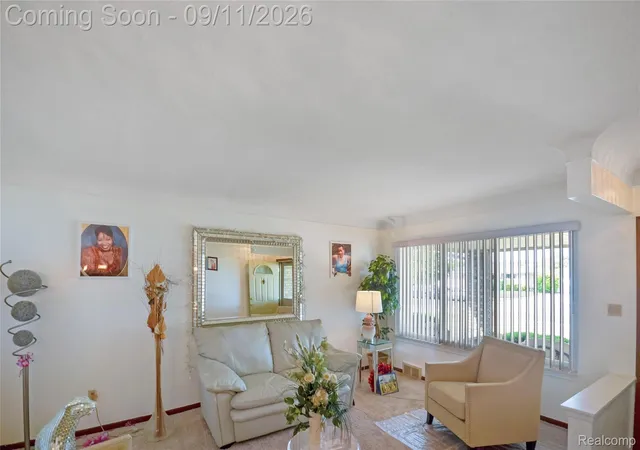 Photo 4 of Single family home for sale at 34440 Amsterdam Dr, Sterling Heights, MI 48312 | MLS# 20261066626 | Listing updated on 2026-09-11