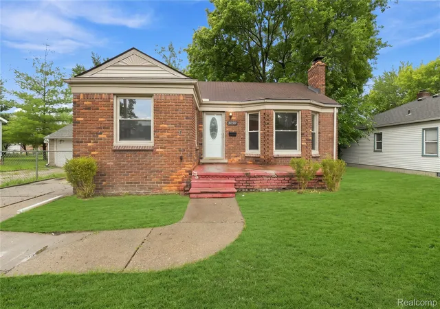 Photo 2 of Single family home for sale at 21927 Curie Ave, Warren, MI 48091 | MLS# 20261066651 | Listing updated on 2026-09-05