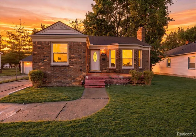 Photo 3 of Single family home for sale at 21927 Curie Ave, Warren, MI 48091 | MLS# 20261066651 | Listing updated on 2026-09-05