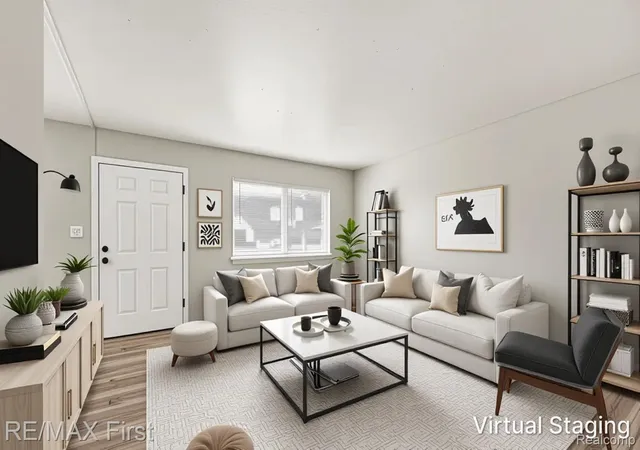 Photo 3 of Single family home for sale at 8209 Toepfer Rd, Warren, MI 48089 | MLS# 20261066692 | Listing updated on 2026-09-01