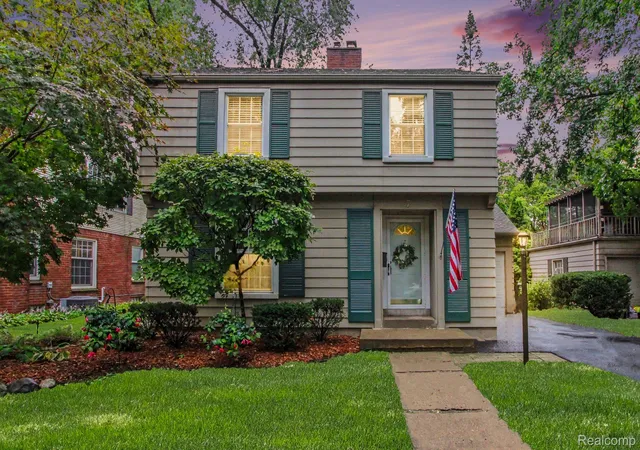 Photo 1 of Sale Pending at 7 Abington Ln, Dearborn, MI 48120 | MLS# 20261066761 | Listing updated on 2026-09-13