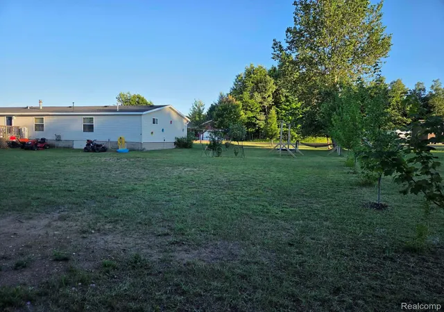Photo 3 of Single family home for sale at 90 N Whealkate Dr, South Range Village Houghton, MI 49963 | MLS# 20261066956 | Listing updated on 2026-09-17