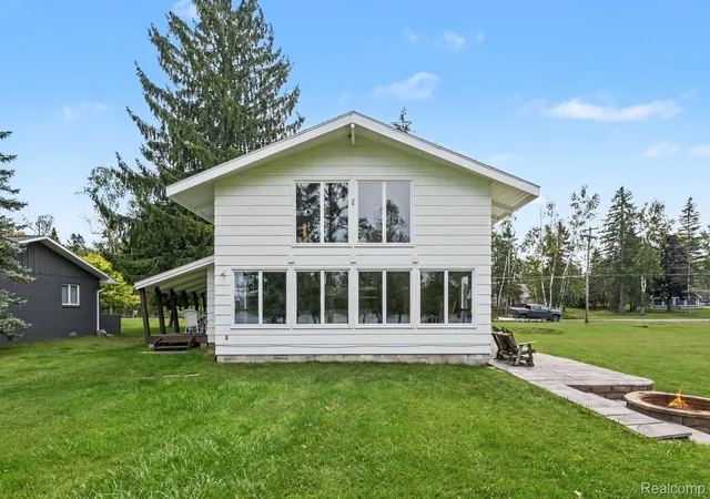 Photo 4 of Single family home for sale at 4067 N Lost Lake Trl, Lincoln, MI 48742 | MLS# 20261067013 | Listing updated on 2026-09-05